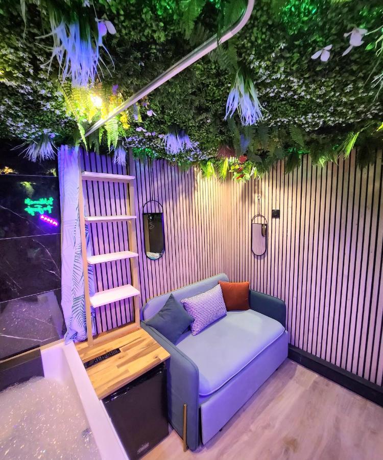 Jungle House Avec Jacuzzi A 10 Min De Disneyland -Taille Chambre- Conde-Sainte-Libiaire Εξωτερικό φωτογραφία