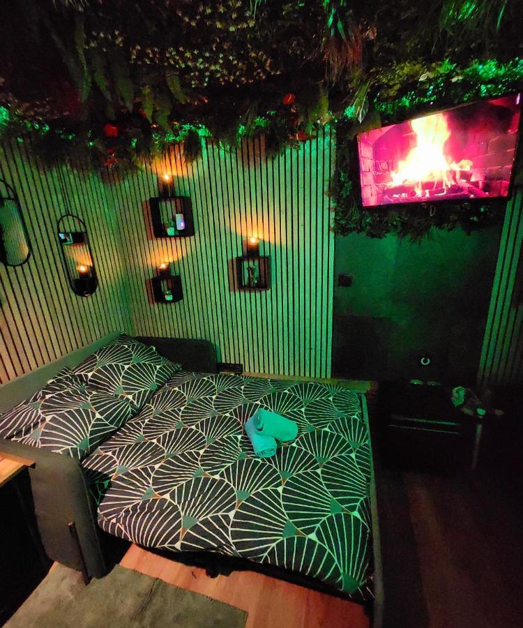 Jungle House Avec Jacuzzi A 10 Min De Disneyland -Taille Chambre- Conde-Sainte-Libiaire Εξωτερικό φωτογραφία