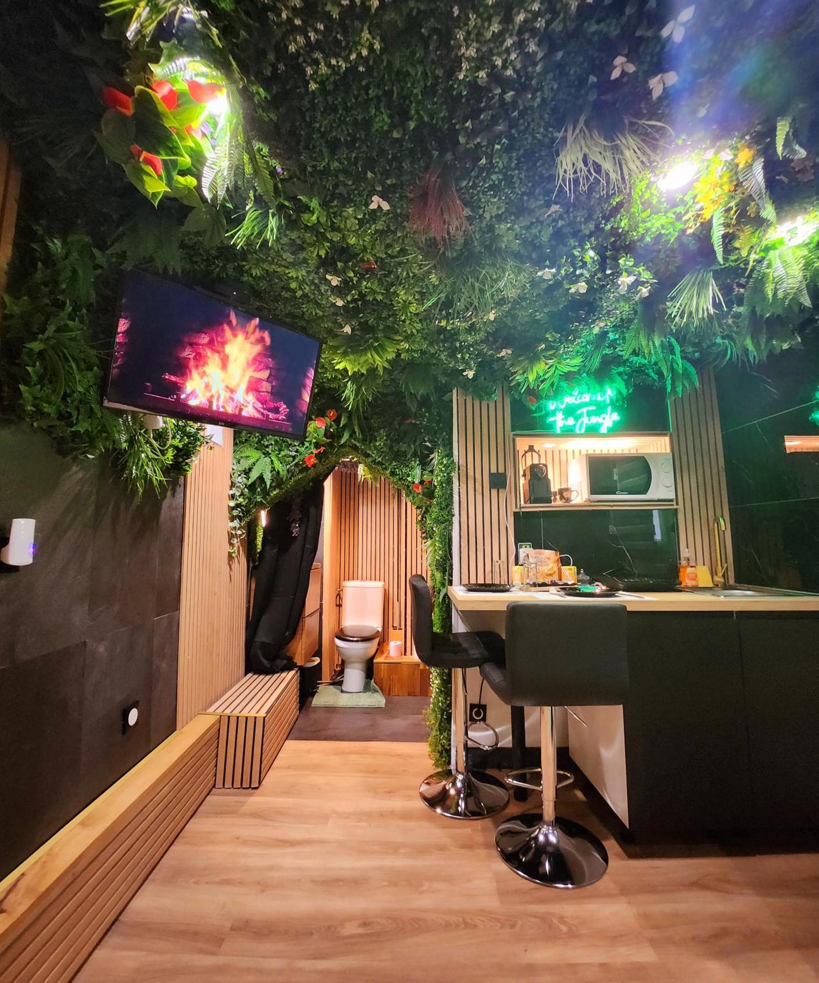 Jungle House Avec Jacuzzi A 10 Min De Disneyland -Taille Chambre- Conde-Sainte-Libiaire Εξωτερικό φωτογραφία